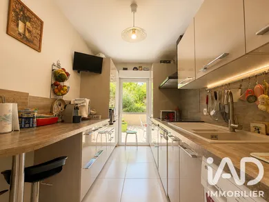 Apartment in Melun (77000)
