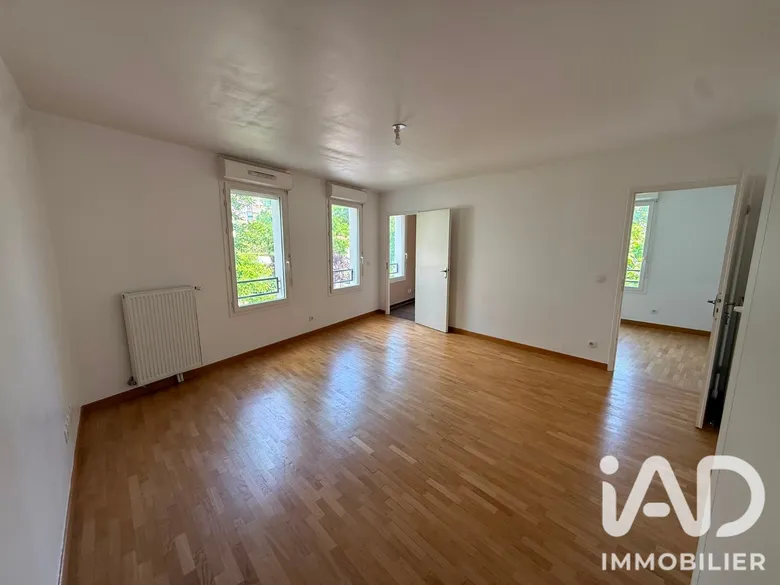 Appartement 4 pièces 74 m² · à Saint-Germain-en-Laye · 74 m² · 435 000 €