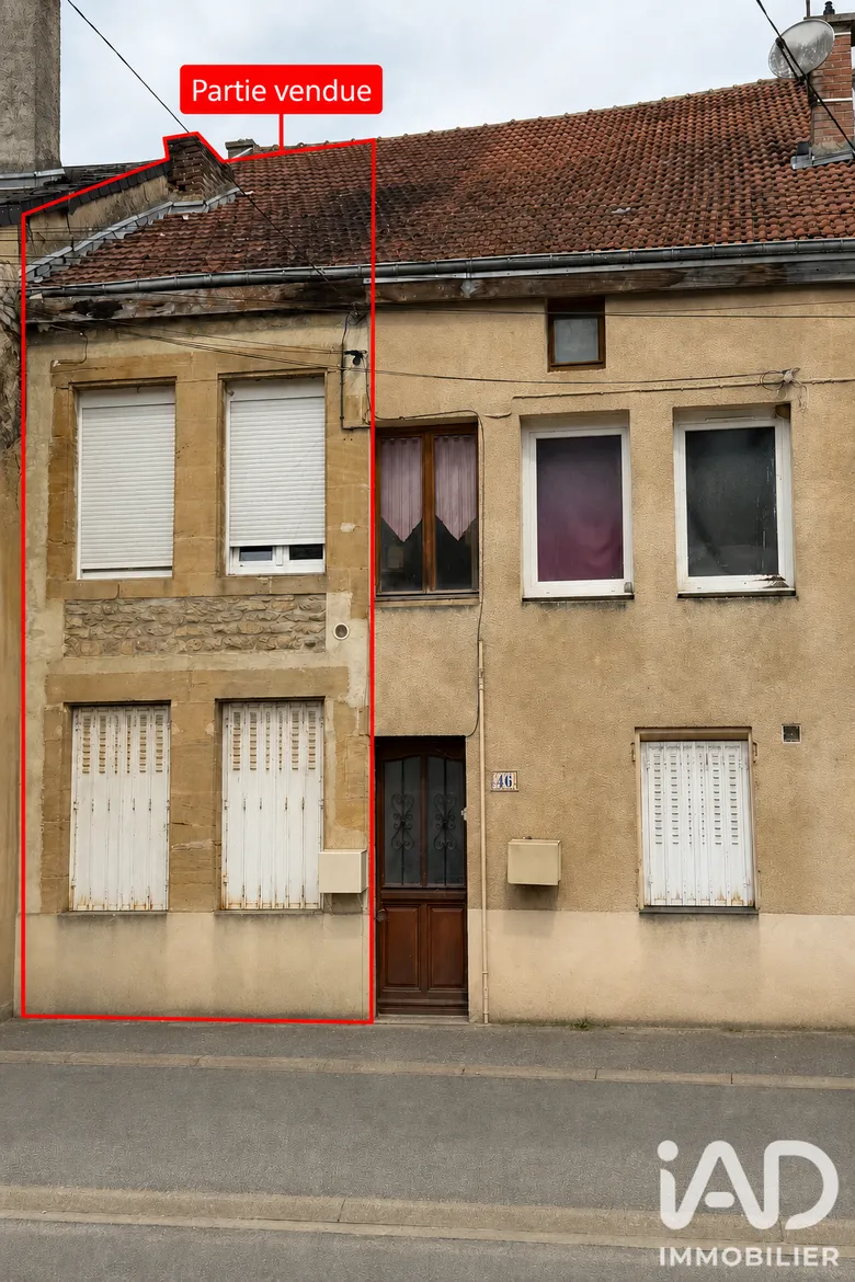 Maison 3 pièces 66 m² · à Floing · 66 m² · 34 000 €