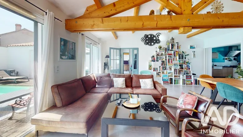 Maison 7 pièces 163 m² · à Sainte-Soulle · 163 m² · 549 000 €