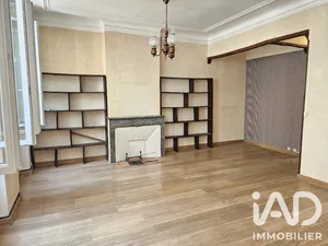 Apartment in Marseille (13001)