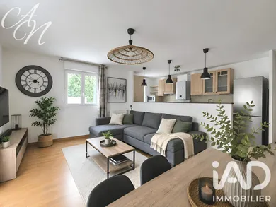 Apartment in Châtillon (92320)