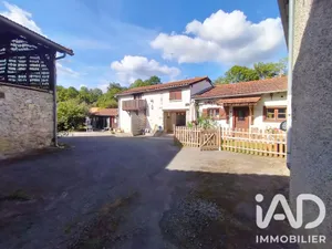 Maison de village à Arbon (31160)