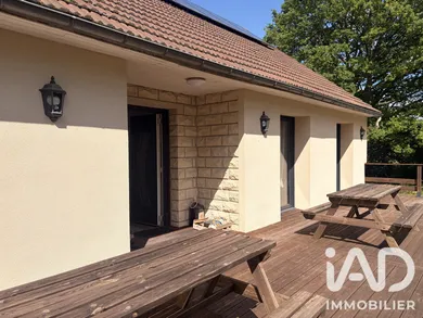 Traditional house in Pamfou (77830)