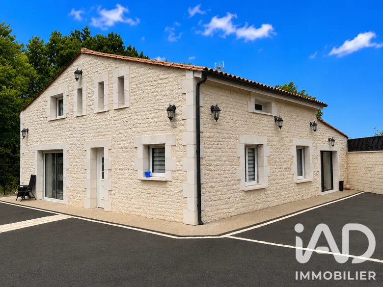 Maison 7 pièces 136 m² · à Saint-Yrieix-sur-Charente · 136 m² · 277 000 €