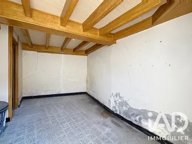 House in Thouars (79100)