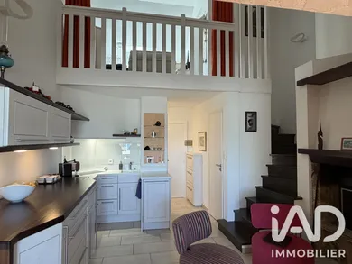 Duplex in Salles-Curan (12410)