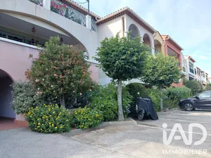 Appartement à Saint-Cyr-sur-Mer (83270)