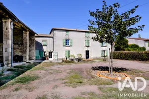 Maison de campagne à Cherveux (79410)