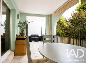 Apartment in Saint-Cyr-sur-Mer (83270)