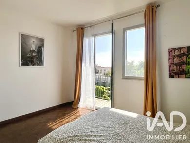 Apartment in Villejuif (94800)