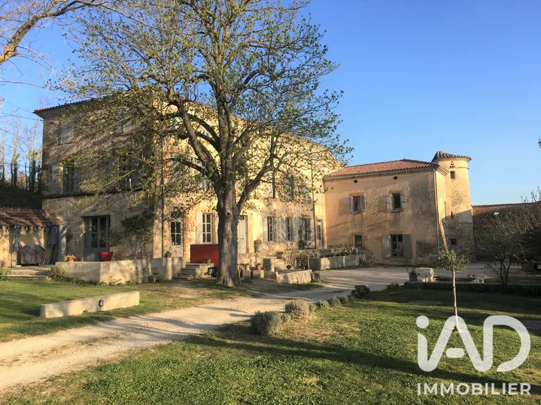 Maison 10 pièces 592 m² · à Montmeyran · 591,7 m² · 1 672 000 €