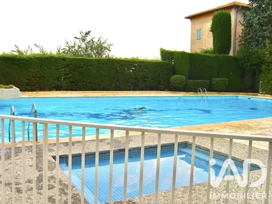 Apartment in Nice (06100)