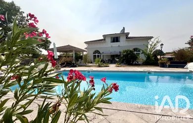 Maison à Belin-Béliet (33830)