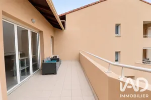 Apartment in Istres (13800)