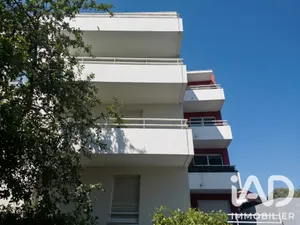 Apartment in Nantes (44300)