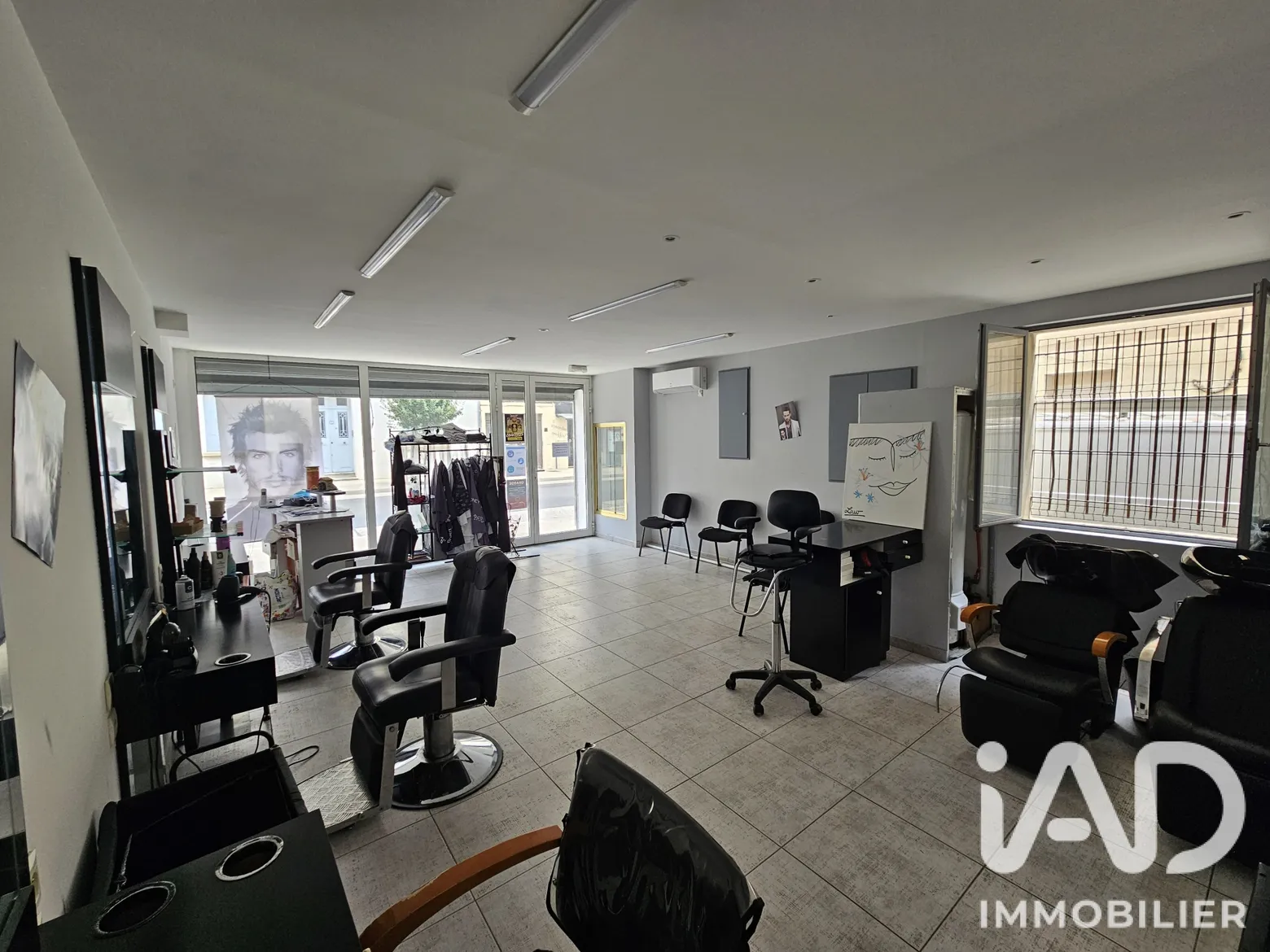 Vente immeuble 178 m² à Orange (84100) - 2050768 — 2