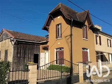 Village house in Saint-Philippe-du-Seignal (33220)