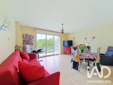 Apartment in Saint-Armel (35230)