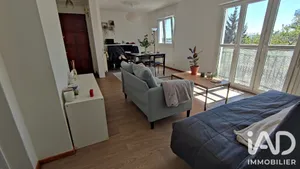 Apartment in Reims (51100)