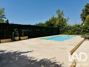 Maison traditionnelle à Aix-en-Provence (13080)