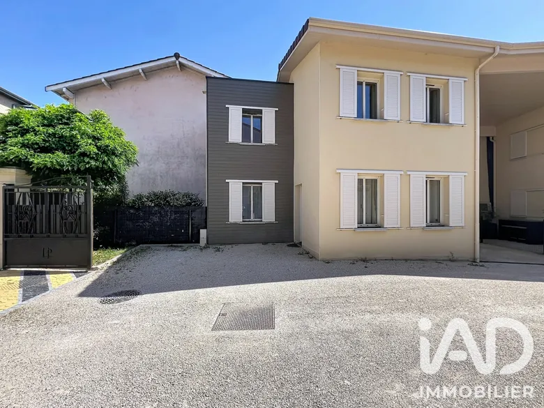Maison 3 pièces 63 m² · à Saint-Priest · 63 m² · 259 000 €