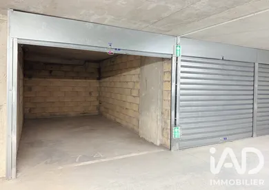 Garage à Paris (75019)