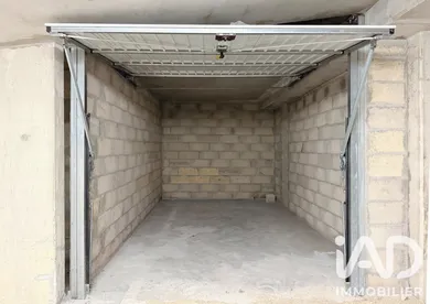 Garage à Paris (75019)