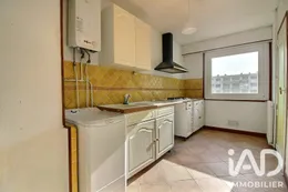 Apartment in Évry (91000)