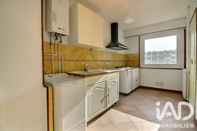 Apartment in Évry (91000)
