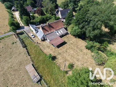 Maison traditionnelle à Lhomme (72340)