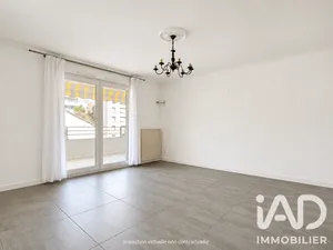 Apartment in Villeurbanne (69100)