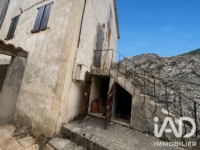 Maison de village à Comps-sur-Artuby (83840)
