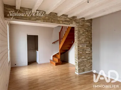 Duplex à Noisy-le-Grand (93160)