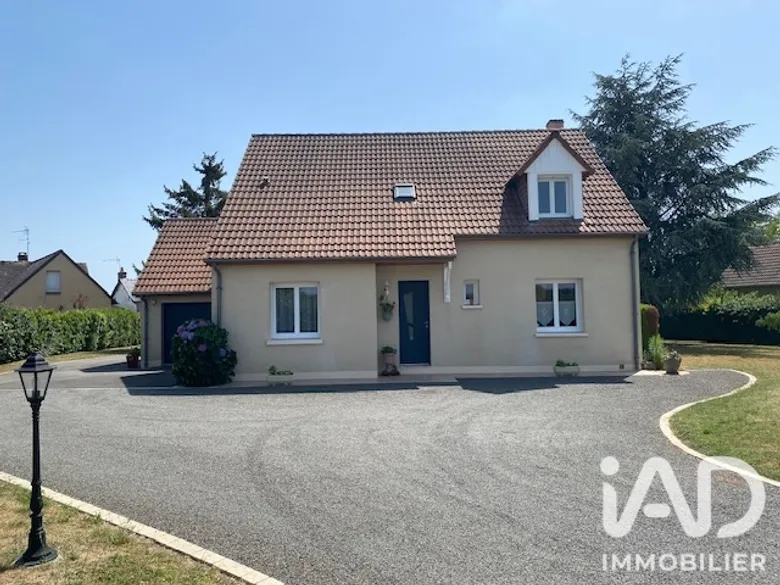 Maison 6 pièces 130 m² · à Juigné-sur-Sarthe · 130 m² · 220 000 €