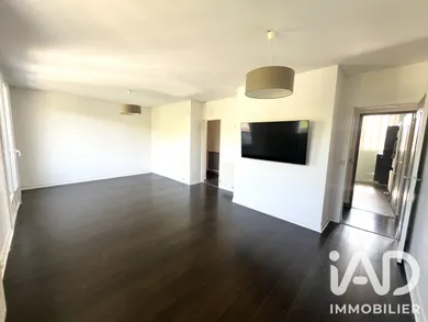Appartement à Laval (53000)