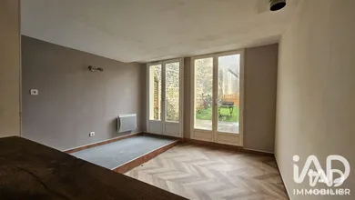 Maison de village à Sauzé-Vaussais (79190)