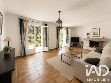 House in La Rochette (77000)