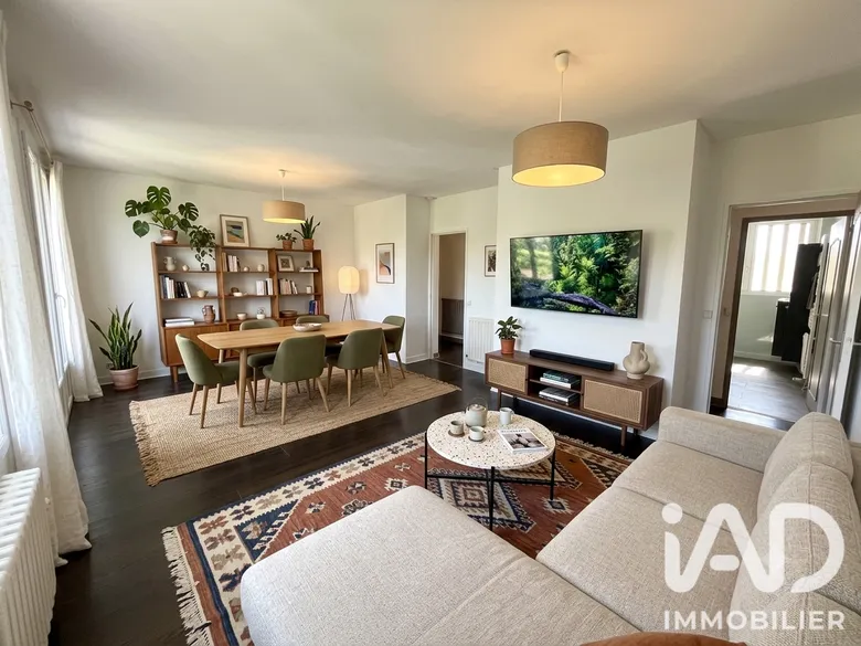Appartement 3 pièces 69 m² · à Laval · 68,6 m² · 125 000 €