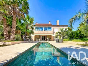 Maison de campagne à Sanary-sur-Mer (83110)