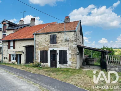 Maison de village à Savigny (52500)
