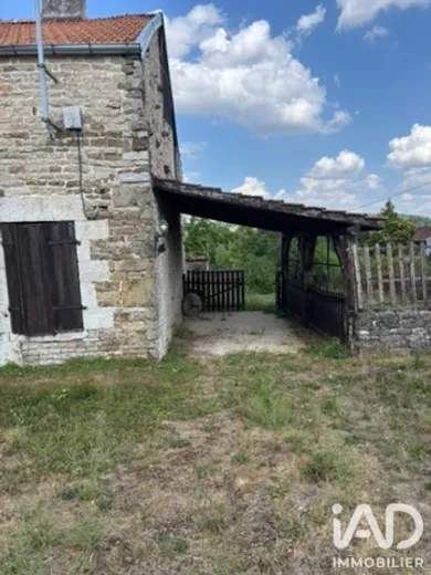Maison de village à Savigny (52500)