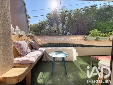 Apartment in Sanary-sur-Mer (83110)
