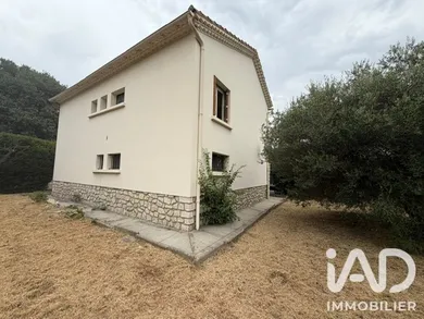 Maison de ville à Nîmes (30000)