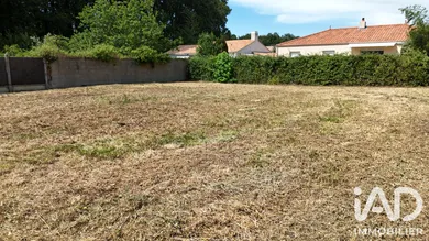 Building plot in Chaumes-en-Retz (44320)