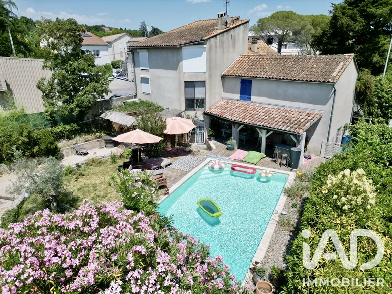 Maison 8 pièces 204 m² · à Aubenas · 204 m² · 425 000 €