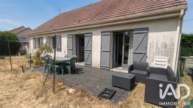House in Ouarville (28150)