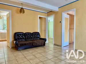 Apartment in Savigny-sur-Orge (91600)