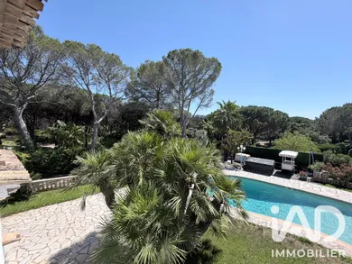 Maison à Fréjus (83600)