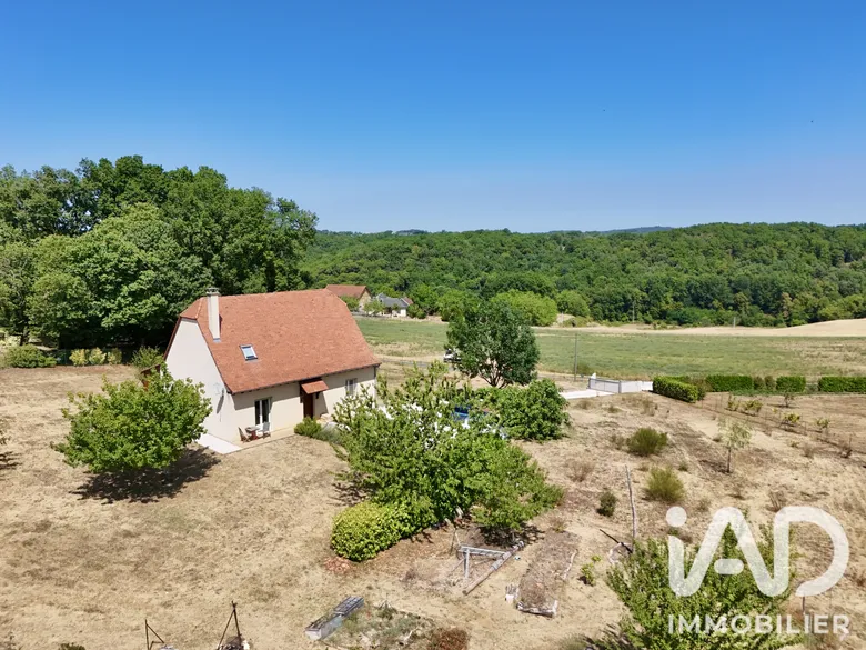 Maison 5 pièces 120 m² · à Salignac-Eyvigues · 120 m² · 238 000 €